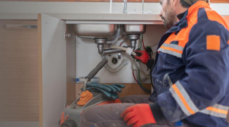 Commercial Slab Leak Plumbing in Stinnett, TX